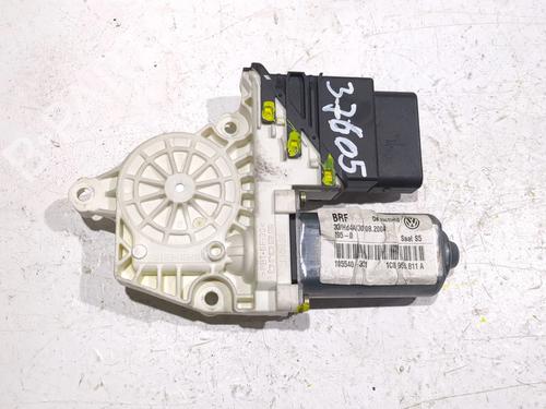Moteur de lève-vitre arrière gauche SEAT LEON (1M1) 1.9 TDI (150 hp) 23902532