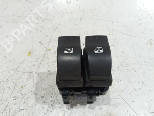 left-front-window-switch-renault-megane-iv-saloon-2016-36765944 main image