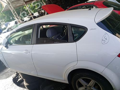 Left taillight SEAT LEON (1P1) 1.9 TDI | BP34274901C34  - Image 10