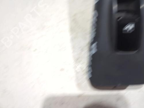 Right rear window switch KIA CERATO I Saloon (LD) 2.0 CRDi | BP24978592I28 