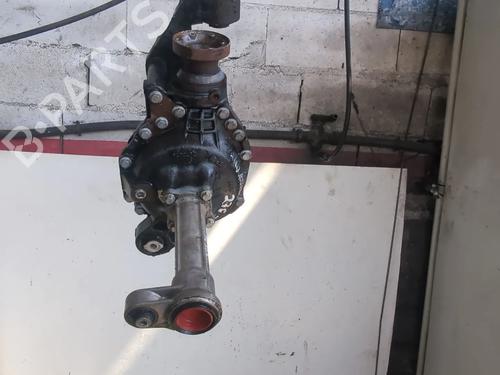 Differential, foran LAND ROVER DISCOVERY II (L318) 2.5 Td5 4x4 | BP26953175M23 