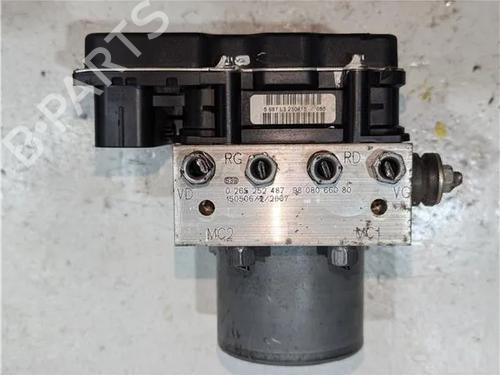 Used ABS pump PEUGEOT 3008 I MPV (0U_) 1.6 HDi (114 hp) 23924881