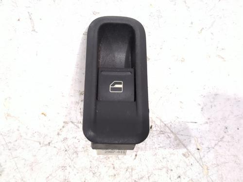 Used Right front window switch Right front window switch SKODA FABIA I Combi (6Y5) 1.4 TDI (80 hp) 32980673 32980673