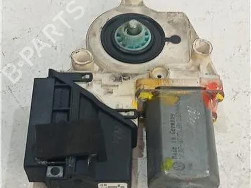 Moteur de lève-vitre avant gauche SEAT IBIZA III (6L1) 1.9 TDI (131 hp) 23911237