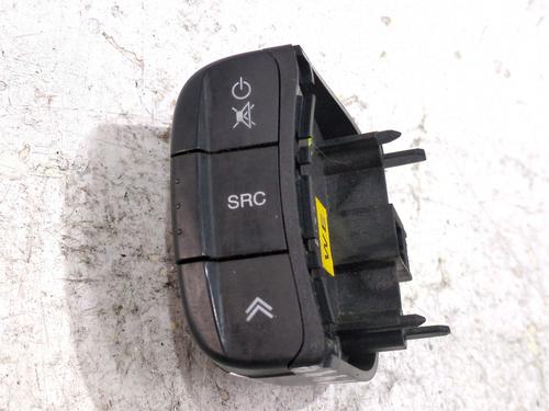 Used Steering wheel controls Steering wheel controls CHEVROLET LACETTI (J200) 2.0 D (121 hp) 34157974 34157974