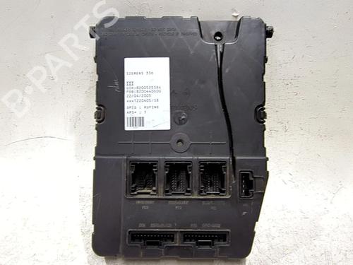 Zekeringkast RENAULT GRAND SCÉNIC II (JM0/1_) 1.5 dCi (JM02, JM13) (101 hp) 29054153