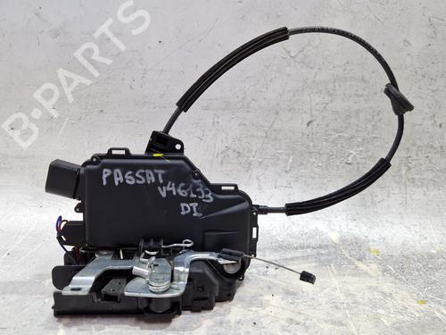 Used Front left lock VW PASSAT B5 Variant (3B5) 1.9 TDI (110 hp) 29938141