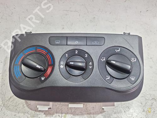 climate-control-fiat-grande-punto-199_-2005-36491382 main image