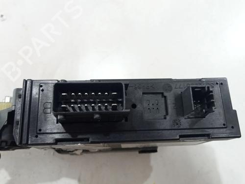 Left front window motor PEUGEOT 307 (3A/C) 2.0 HDi 90 | BP27190716E21 