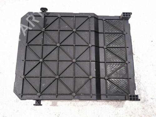 Fuse box PEUGEOT 206 CC (2D) 1.6 16V (2DNFUF, 2DNFUR) | BP31885953E1 - Image 2