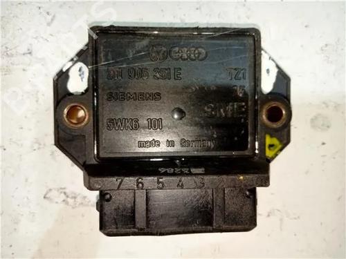 Used Electronic module VW POLO Coupe (86C, 80) 1.0 Cat (45 hp) 23907640