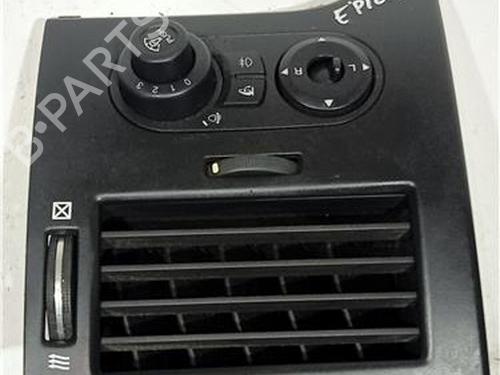 Used Air vent CHEVROLET EPICA (KL1_) 2.0 D (150 hp) 23908595