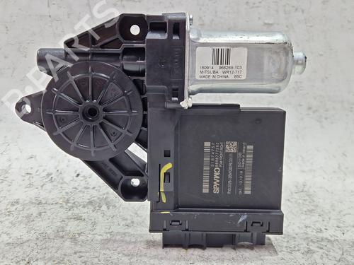 Used Right front window motor VOLVO XC40 (536) T3 (156 hp) 30383130