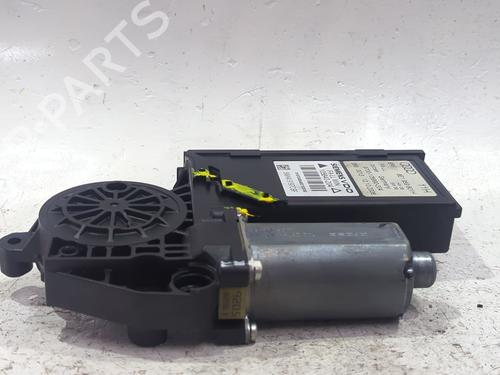 Left front window motor AUDI A4 B7 (8EC) 2.0 TDI 16V | BP39049507E21 - Image 2