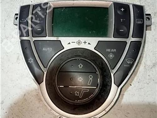 AC-Styringsenhed/Manøvreenhed PEUGEOT 807 (EB_) 2.0 HDi (120 hp) 23929398