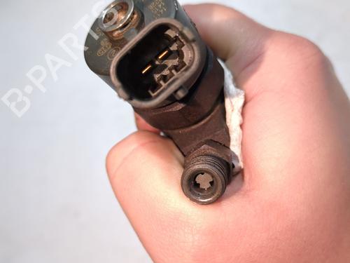 Injektor für PEUGEOT 406 (8B) 2.0 HDI 110 (109 hp) 23902624