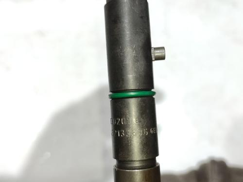 Injector AUDI A4 B5 Avant (8D5) 2.5 TDI | BP32020143M100