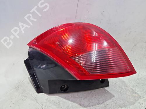 Høyre baklys MITSUBISHI COLT VI (Z3_A, Z2_A) 1.1 (Z31A, Z32A) (75 hp) 29525668