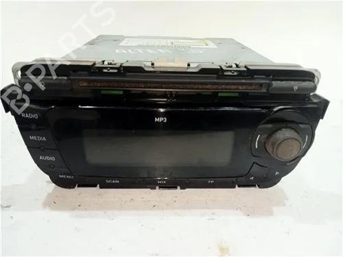 Used Radio SEAT ALTEA XL (5P5, 5P8) 1.9 TDI (105 hp) 23931717