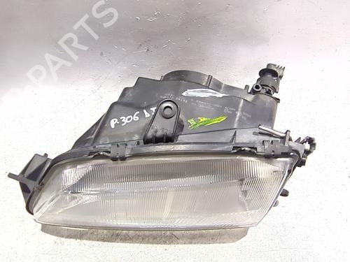 Faro izquierdo PEUGEOT 306 Hatchback (7A, 7C, N3, N5) | BP30938668C28