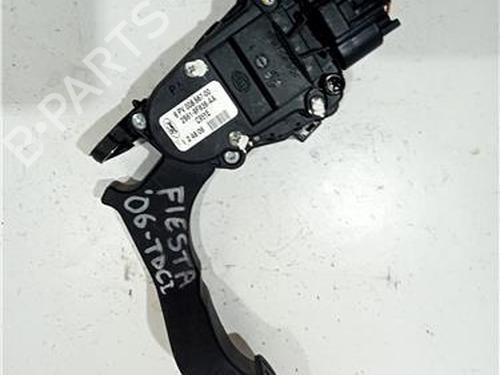 Used Pedal FORD FIESTA IV (JA_, JB_) 1.0 i (65 hp) 23931188