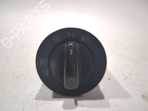 Commutateur VW POLO IV Saloon (9A4, 9A2, 9N2, 9A6) 1.9 SDI (64 hp) 23927856