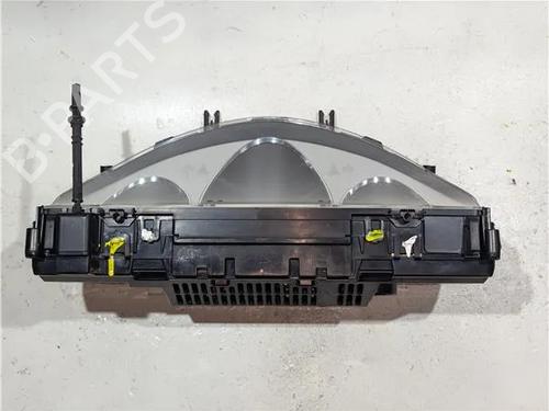 Used Instrument cluster MERCEDES-BENZ E-CLASS (W124) E 280 (124.028) (197 hp) 23924980