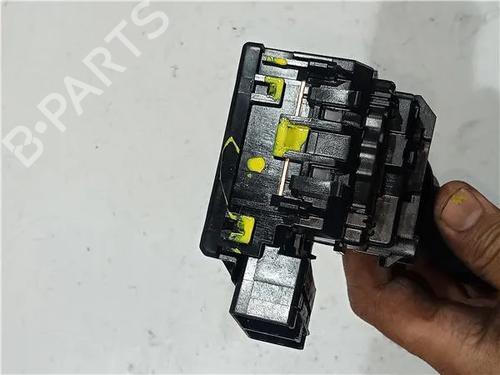 Switch TOYOTA AURIS (_E18_) 1.4 D-4D (NDE180_, NDE180R) | BP23919413I30