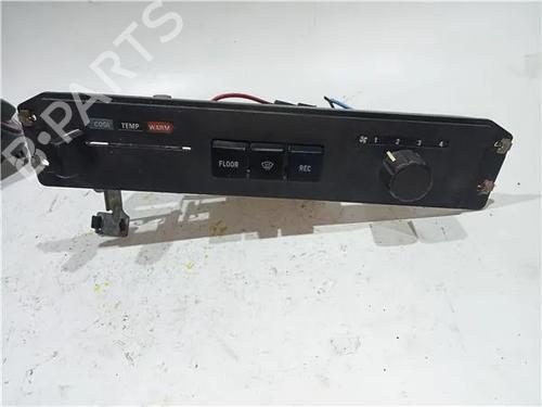 Used Climate control VOLVO 240 (P242, P244) 2.4 Diesel (82 hp) 25617017