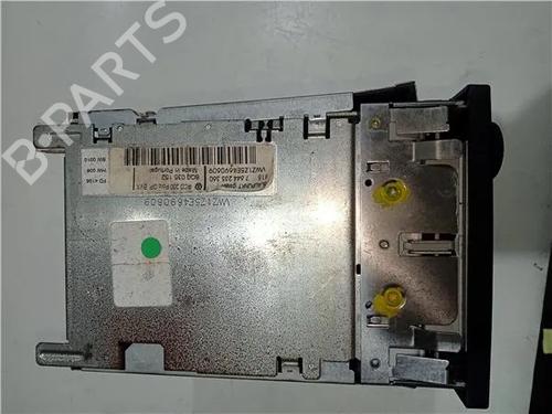 Radio VW POLO IV (9N_, 9A_) 1.4 TDI | BP23910408E6 