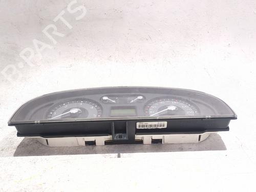 Instrument cluster RENAULT LAGUNA II Grandtour (KG0/1_) 1.9 dCi (KG0G) | BP30699930C47