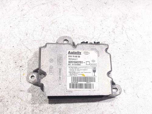 ecu-airbags-renault-clio-iii-br01-cr01-2005-2006-2007-2008-2009-2010-2011-2012-2013-2014-32163529 main image