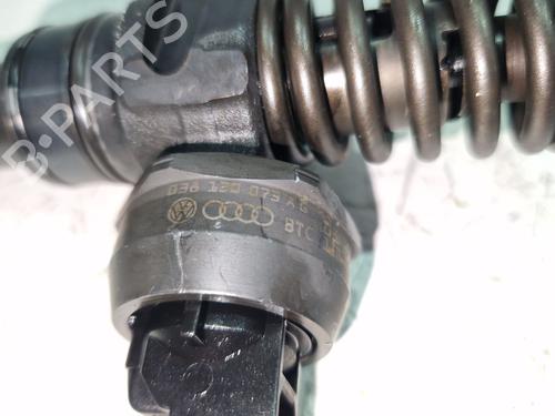 Injector SEAT LEON (1P1) 1.9 TDI | BP36014218M100 - Image 2