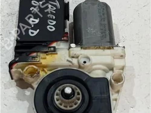 Rudehejsemotor forskærm højre SEAT TOLEDO II (1M2) 1.9 TDI (110 hp) 23911908