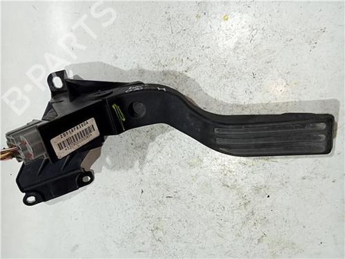 Pédale FORD MONDEO III Saloon (B4Y) 2.0 16V DI / TDDi / TDCi (90 hp) 23930365