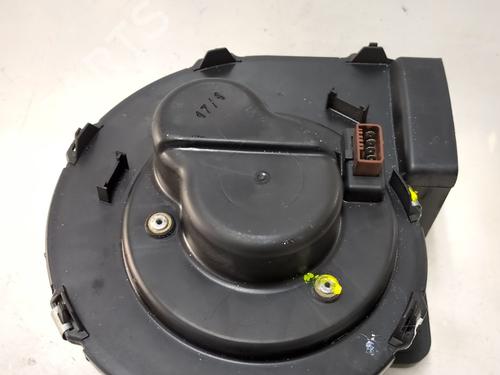 Used Heater blower motor CITROËN SAXO (S0, S1) 1.5 D (57 hp) 26206554