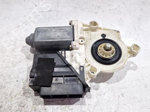 Rudehejsemotor forskærm højre SEAT IBIZA III (6L1) 1.4 16V (100 hp) 30962310