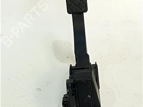 Used Pedal VW GOLF IV (1J1) 1.4 16V (75 hp) 23911329