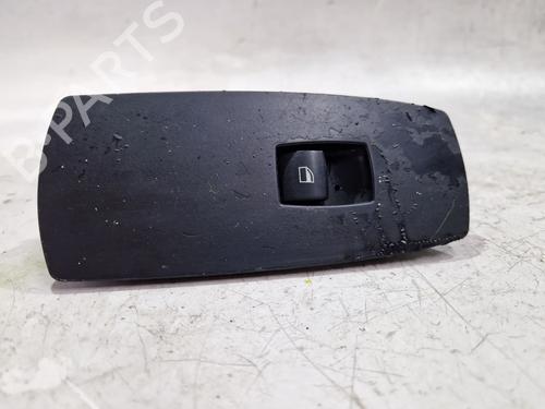 Used Right front window switch BMW X3 (E83) 2.0 d (150 hp) 29526156