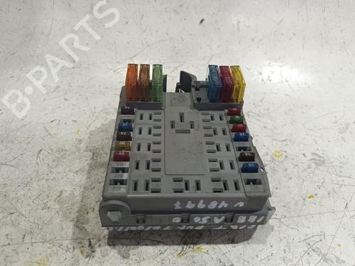 Scatola fusibili Scatola fusibili FIAT PUNTO (188_) 1.2 16V 80 (188.233, .235, .253, .255, .333, .353, .639,... (80 hp) 36886533 36886533