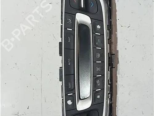 Used Climate control RENAULT MEGANE III Hatchback (BZ0/1_, B3_) 1.5 dCi (86 hp) 23920808