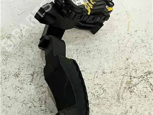 Used Pedal RENAULT LAGUNA II Grandtour (KG0/1_) 1.9 dCi (KG0G) (120 hp) 23910305