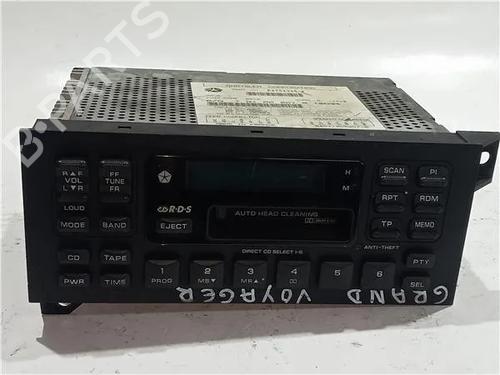 Used Radio CHRYSLER VOYAGER / GRAND VOYAGER III (GS_, NS_) 2.5 TD (116 hp) 23913912