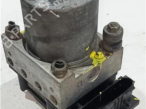 Used ABS pump FORD MONDEO III Saloon (B4Y) 2.0 16V DI / TDDi / TDCi (90 hp) 23919399