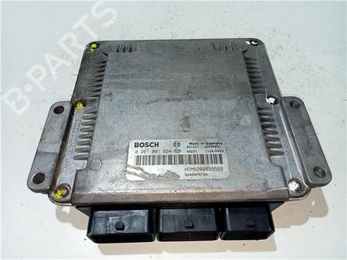 Elektronische module RENAULT MEGANE I Classic (LA0/1_) 1.9 dCi (LA05, LA1F) (102 hp) 23912056