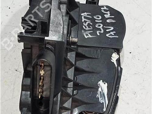 Front left lock FORD FIESTA VI (CB1, CCN) 1.6 TDCi | BP23921616C98 