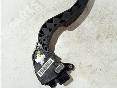 Used Pedal RENAULT MEGANE III Hatchback (BZ0/1_, B3_) 1.5 dCi (86 hp) 23929657