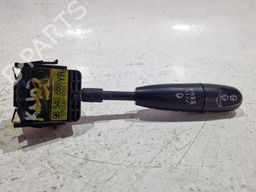 Used Switch Switch CHEVROLET AVEO / KALOS Hatchback (T200) 1.2 (72 hp) 35784055 35784055
