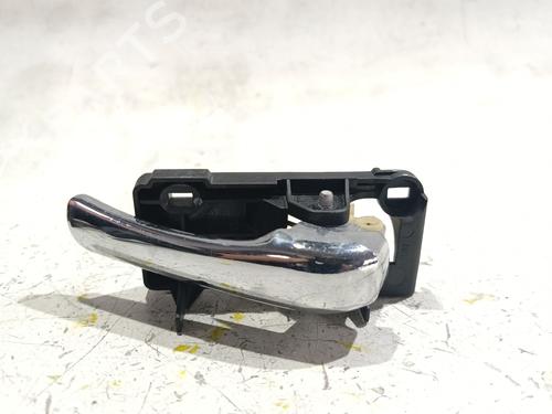 Used Front right interior door handle Front right interior door handle 39103170 39103170