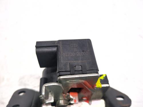 Tailgate lock HYUNDAI i30 (FD) 1.4 | BP29993115C101 